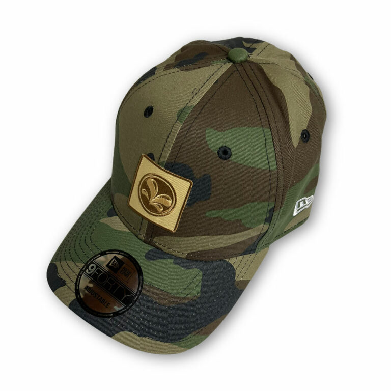 Snap Back New Era Camo de côté